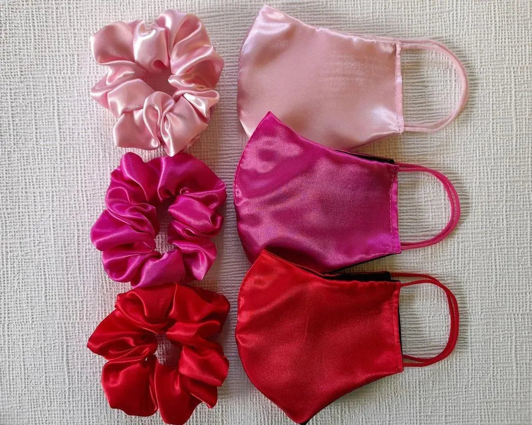 Title:
Luxury Satin Scrunchie & Face Mask Set – Soft Silk Feel Hair Tie3 Colors)